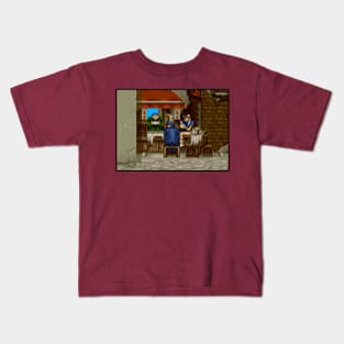 Chun-Li Enjoying Noodles Kids T-Shirt